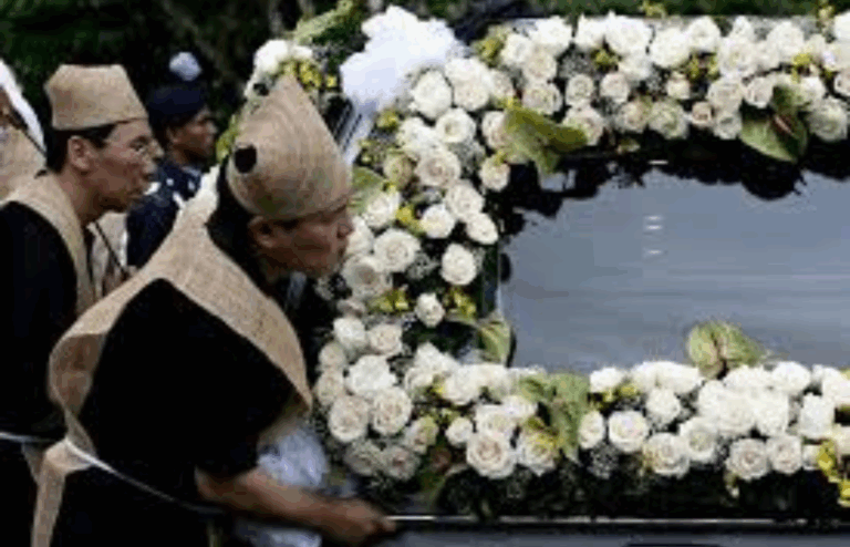 Paper Offerings and Incense Understanding Chinese Funeral Traditions in KL